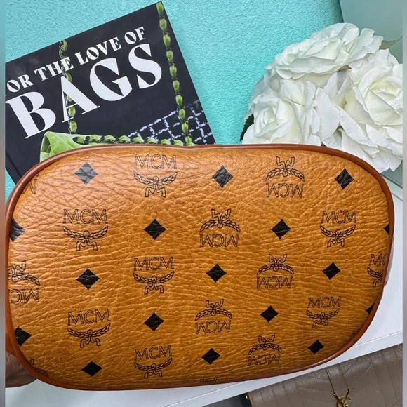 MCM Viestos Bucket Shoulder Bag - Picture 3 of 9